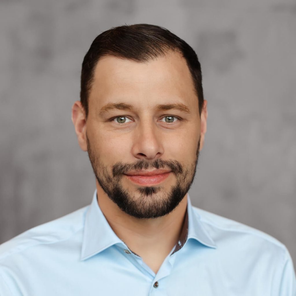 Charlie Bickford, Project Manager